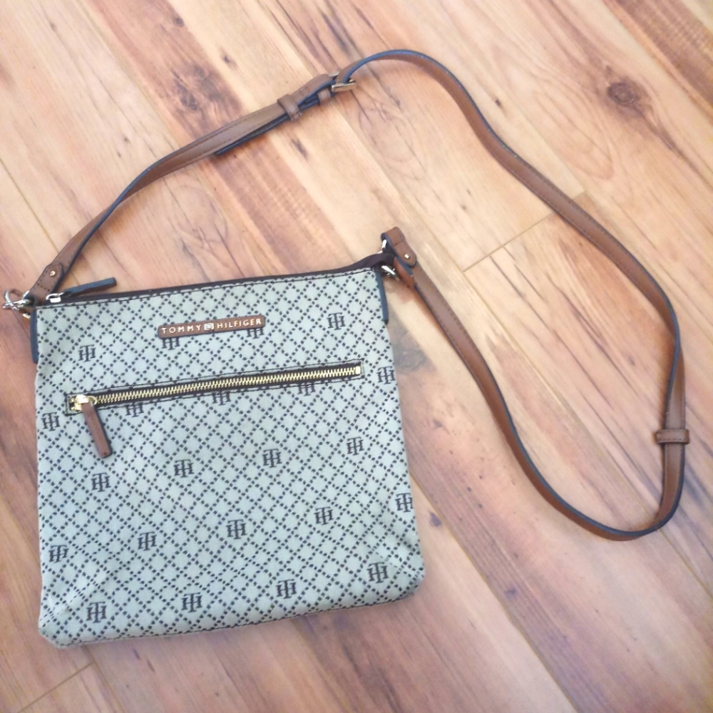Tommy Hilfiger shoulder bag